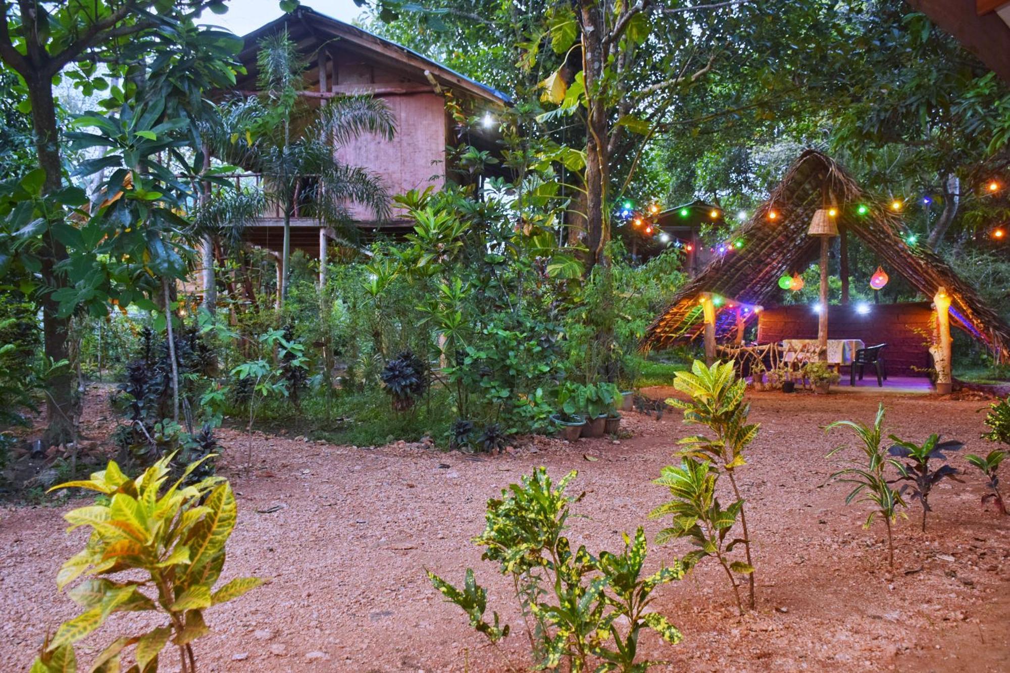 Apartmán Akash Treehouse Sigiriya Exteriér fotografie